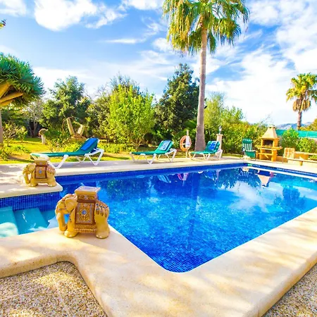 Villa Beautiful, Sunny With Wifi Port de Pollenca